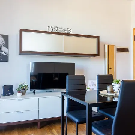 Apartament Masini House Station-center-fiera *