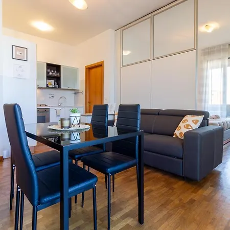 Masini House Station-center-fiera Bolonia